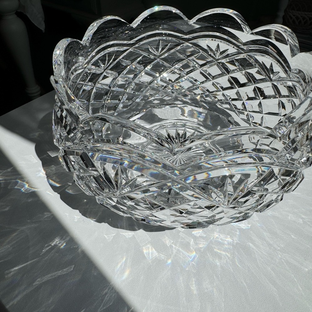 Stunning Waterford Romance of Ireland collection “Dublin Door” Crystal Bowl